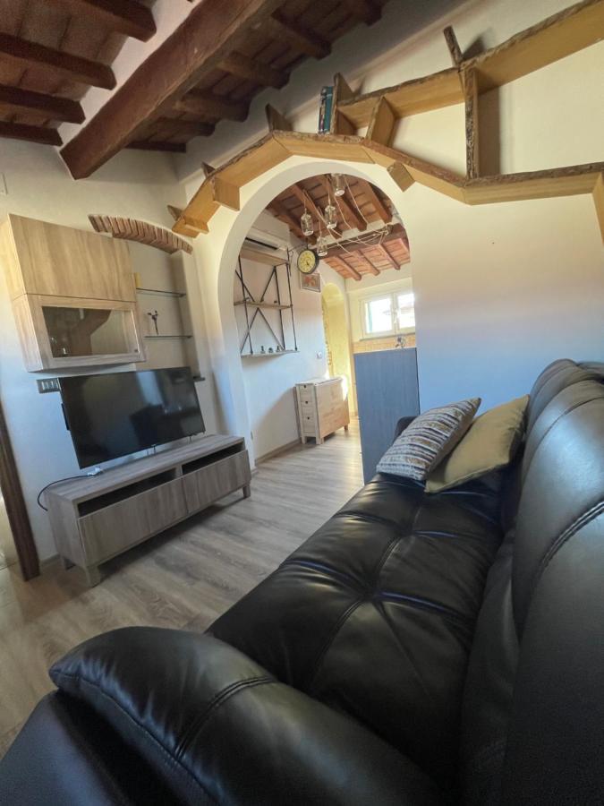 Appartement Il Cappellaio Matto à Livourne Extérieur photo
