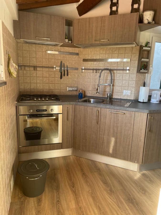 Appartement Il Cappellaio Matto à Livourne Extérieur photo